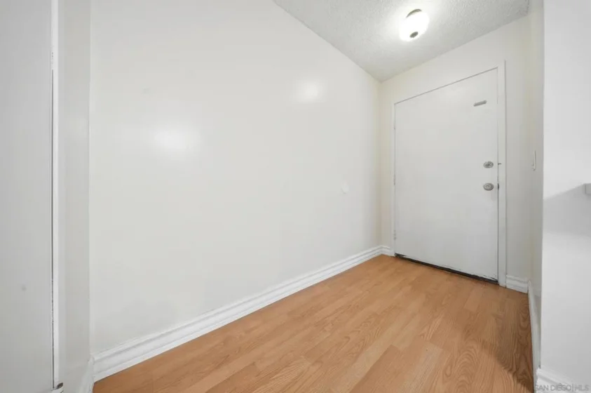 1257 E Grand Avenue ##D photo 6