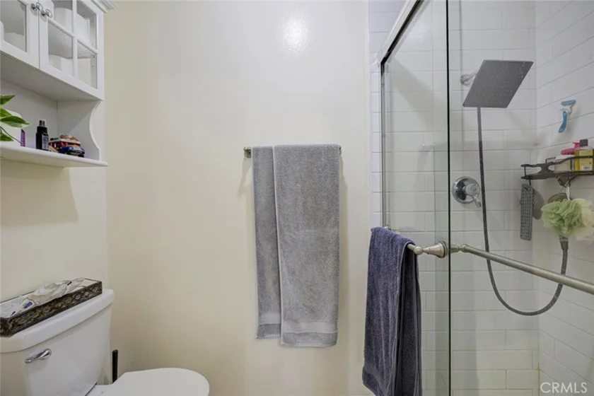 5334 Lindley Avenue #337 photo 37