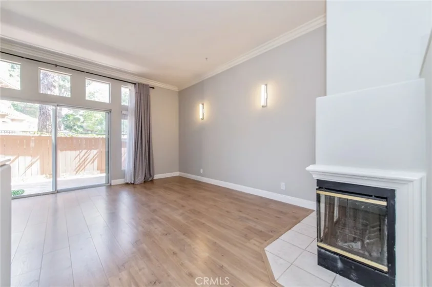 2645 Dunstan photo 5
