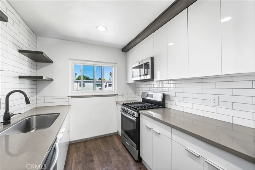 7135 Coldwater Canyon Avenue #16 photo 8