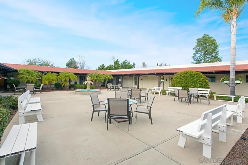 12437 Meandro Road photo 25
