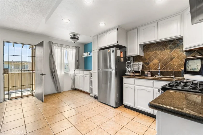 3325 Santa Fe Avenue #110 photo 14