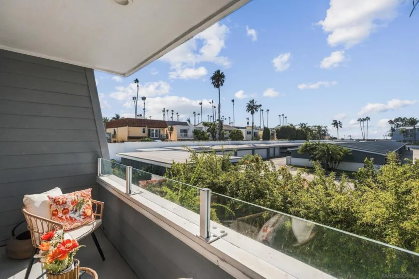 92 Montego Court photo 6