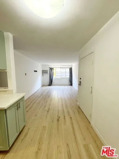 1351 N Orange Drive #117 photo 16