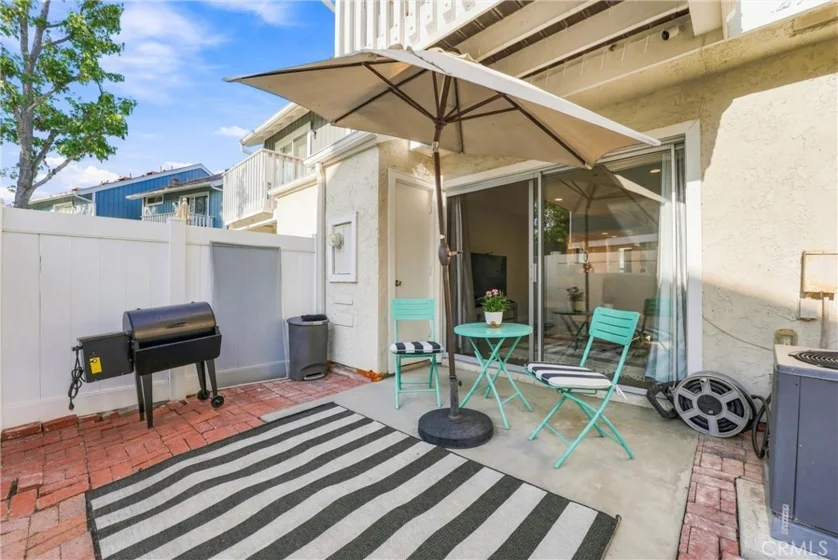 25 Bentwood Lane photo 12