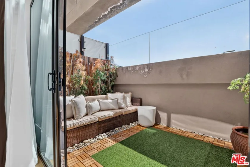 1645 Vine Street #411 photo 21