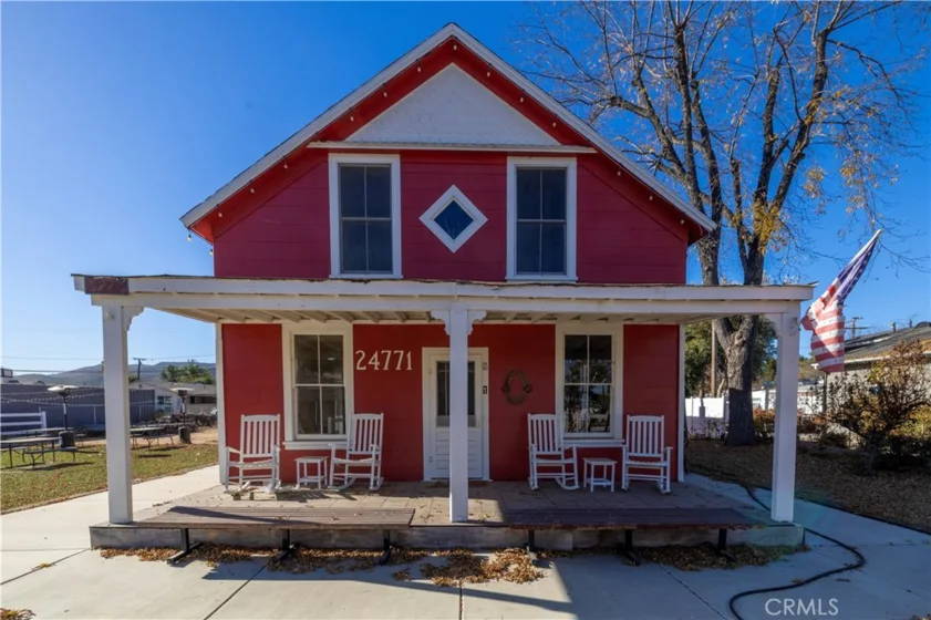 24771 Washington Avenue photo 2