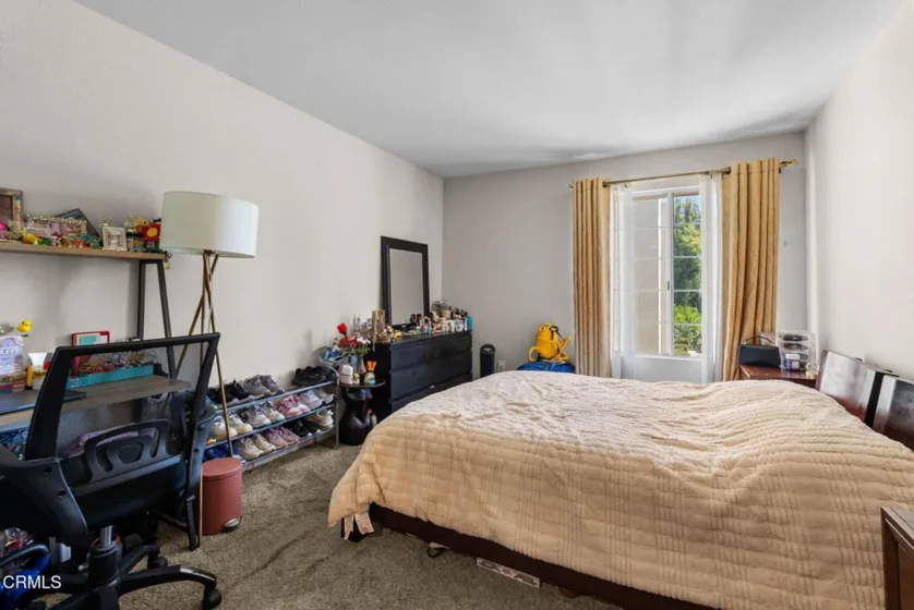5565 Canoga Avenue #312 photo 16