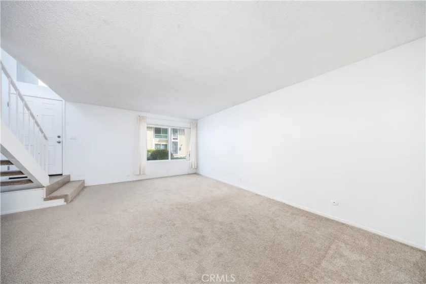 34 Elksford Avenue #3 photo 4