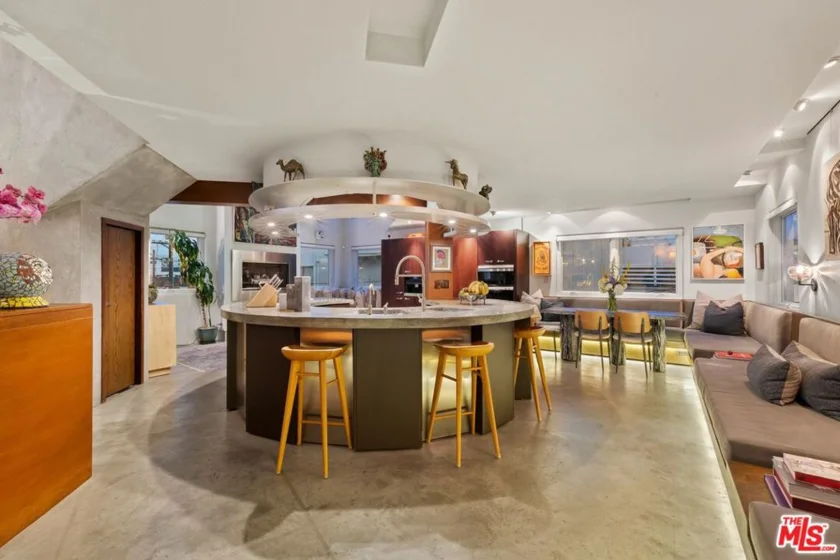 24 Eastwind Street #2 photo 34