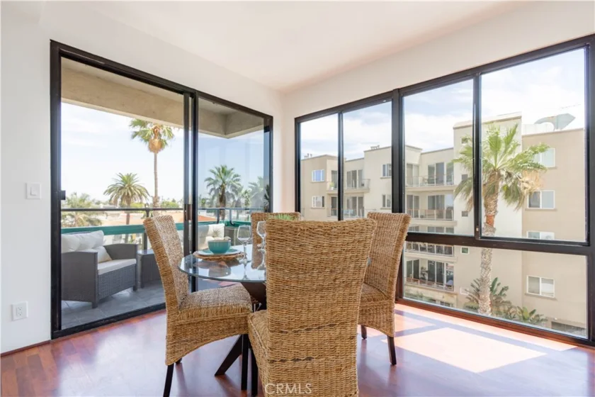 1310 E Ocean #401 photo 20