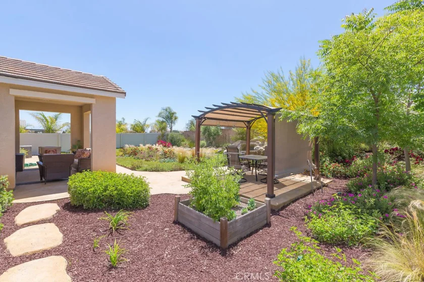 25875 Prospector Court Photo