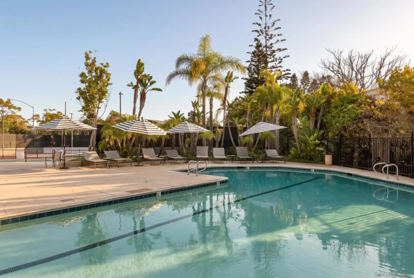 8746 Villa La Jolla Drive #51 photo 31