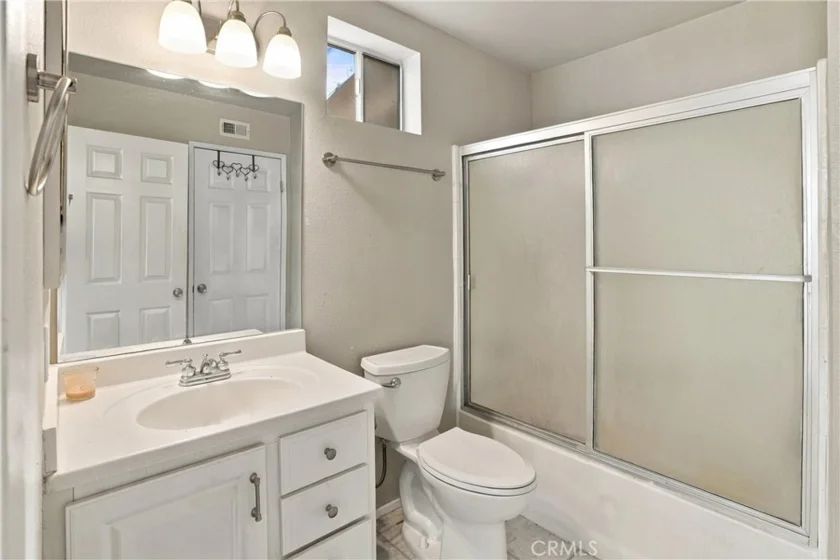 2616 Avenida Del Vista #B204 photo 10