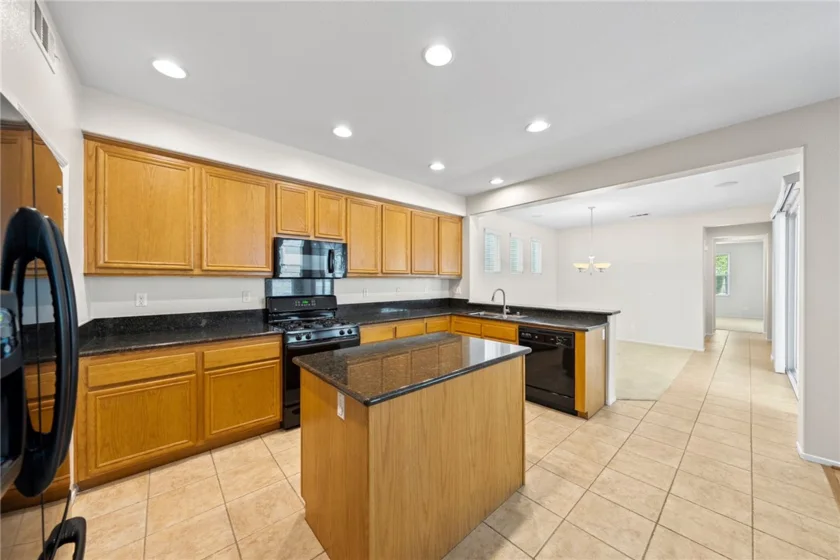 40077 Stowe Road photo 32