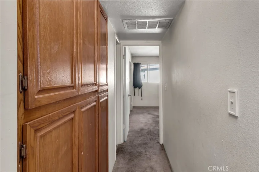 6438 Hazeltine Avenue #6 photo 18