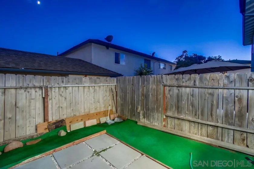 3433 Los Mochis Way photo 5