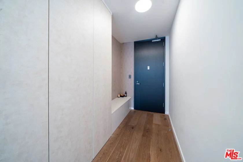 1111 S Grand Avenue #1117 photo 1