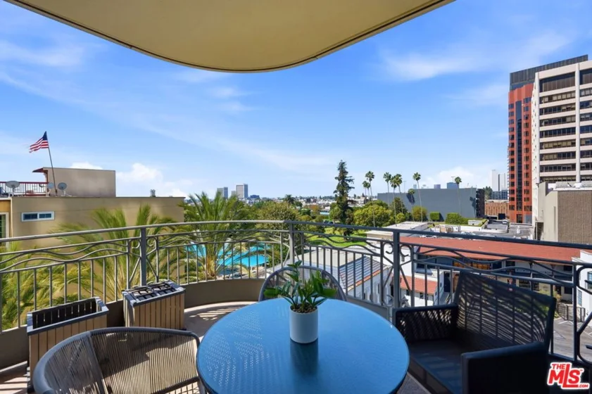 10800 Wilshire Boulevard #403 photo 49