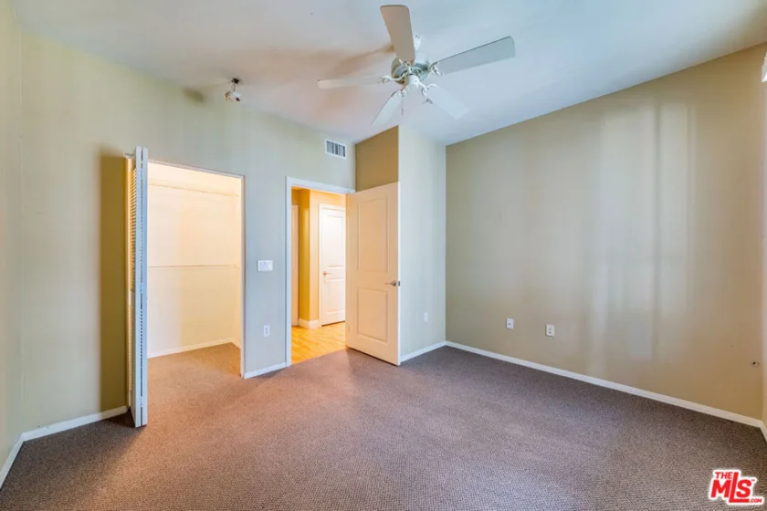 100 S Alameda Street #154 photo 6