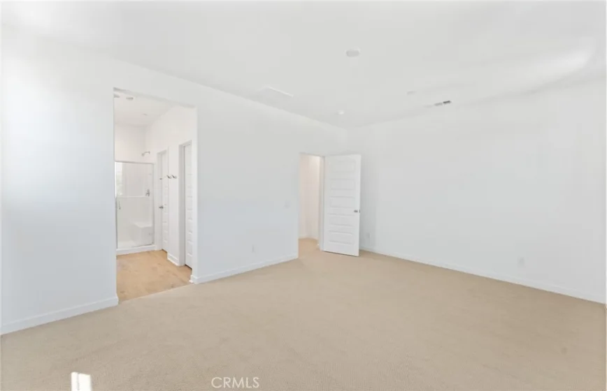 108 Pickwick Lane Court photo 29