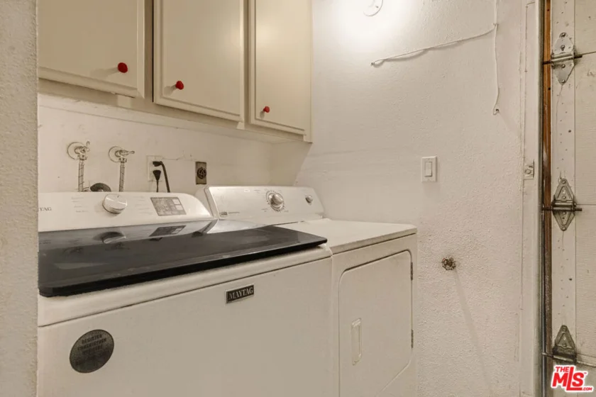 5215 White Oak Avenue #2 photo 15