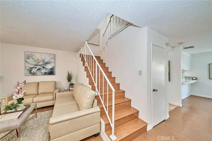 1417 S Marguerita Avenue #10 photo 5
