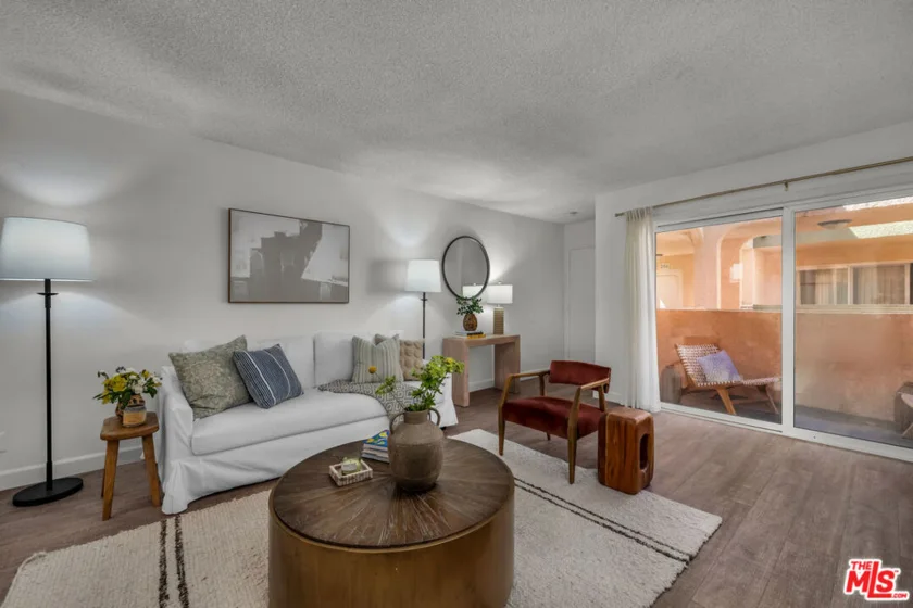 914 Lincoln Boulevard #202 photo 1