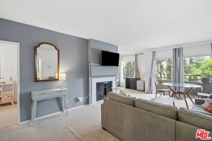 12940 Riverside Drive #201 photo 2