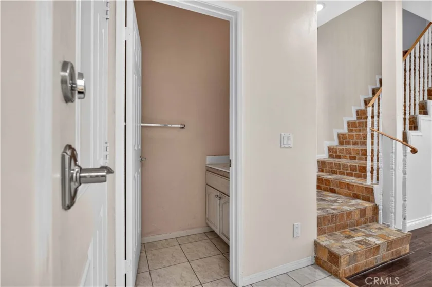 411 N Jackson #105 photo 11