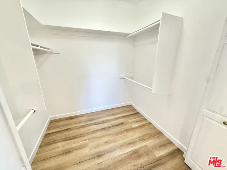 13920 Moorpark Street #308 photo 21