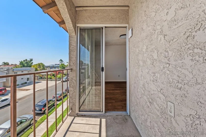 4240 Menlo Avenue #19 photo 18