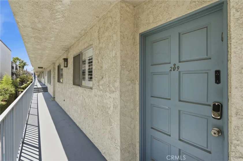 5354 Lindley Avenue #209 photo 5