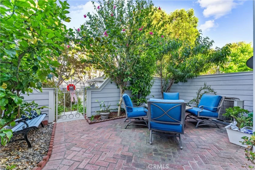 19110 Beachcrest Lane #E photo 5