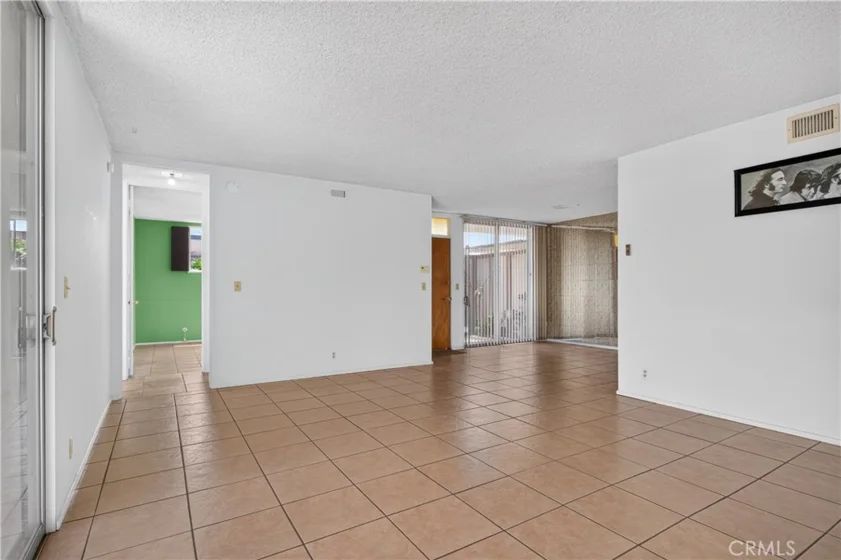 777 E Valley #136 photo 8