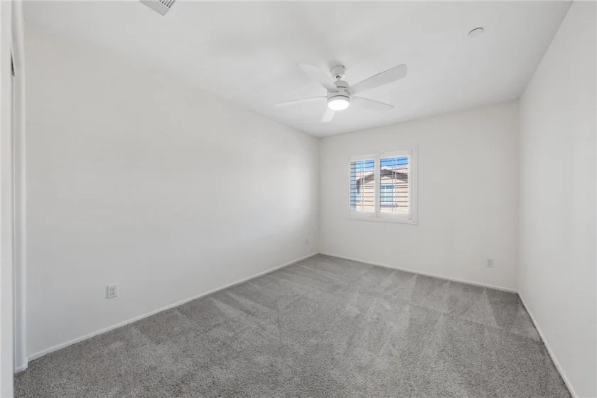24289 Bay Laurel Avenue photo 23