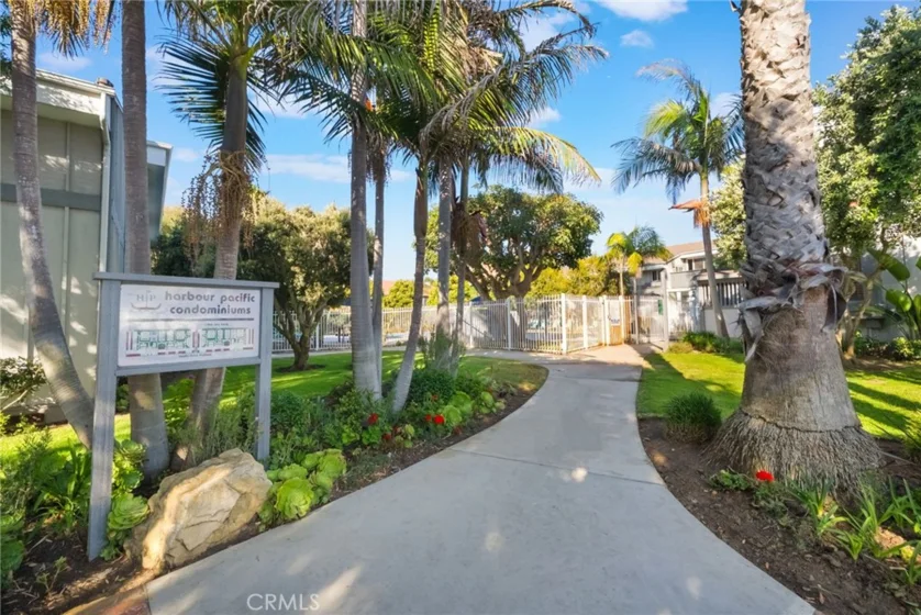 16922 Pacific Coast Hwy #102 photo 33
