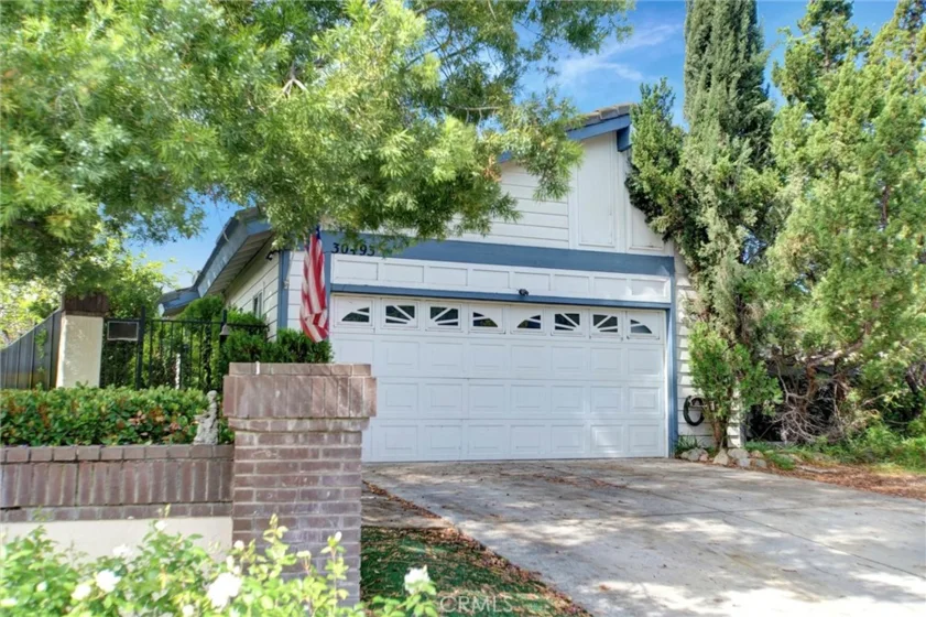 30493 Danube Court photo 1