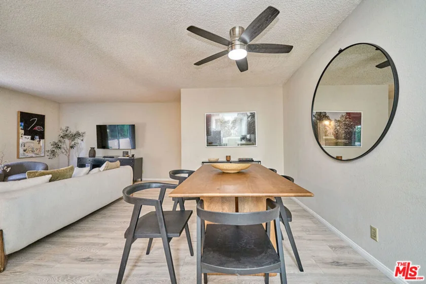5437 Corteen Place #212 photo 10