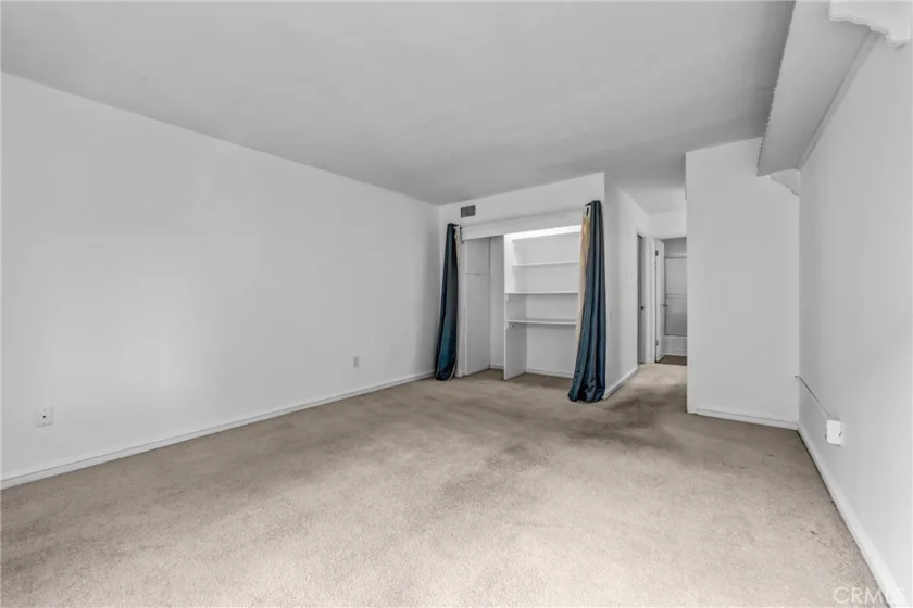 5334 Lindley Avenue #219 photo 18