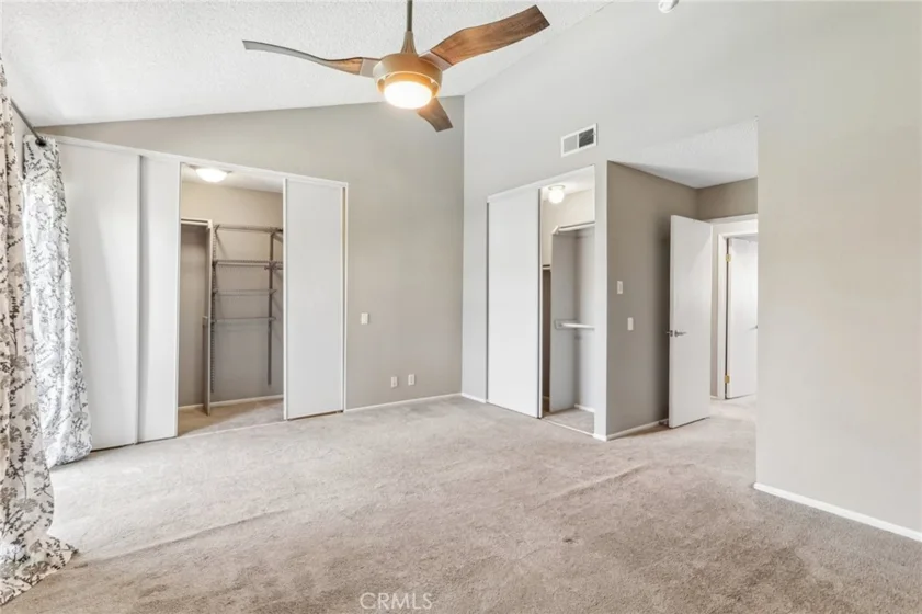 9600 Sylmar Avenue #19 photo 15