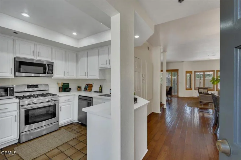 1310 E Orange Grove Boulevard #127 photo 4