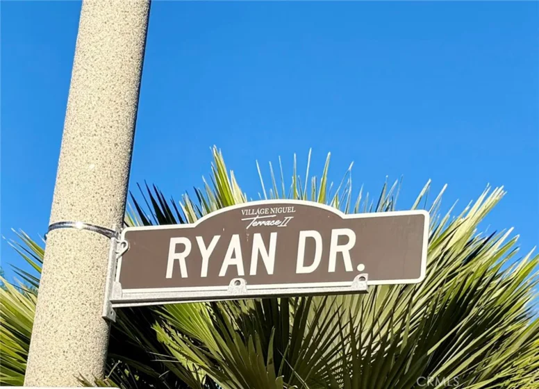 27359 Ryan Drive photo 10