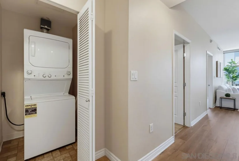 300 W Beech Street #1101 photo 25