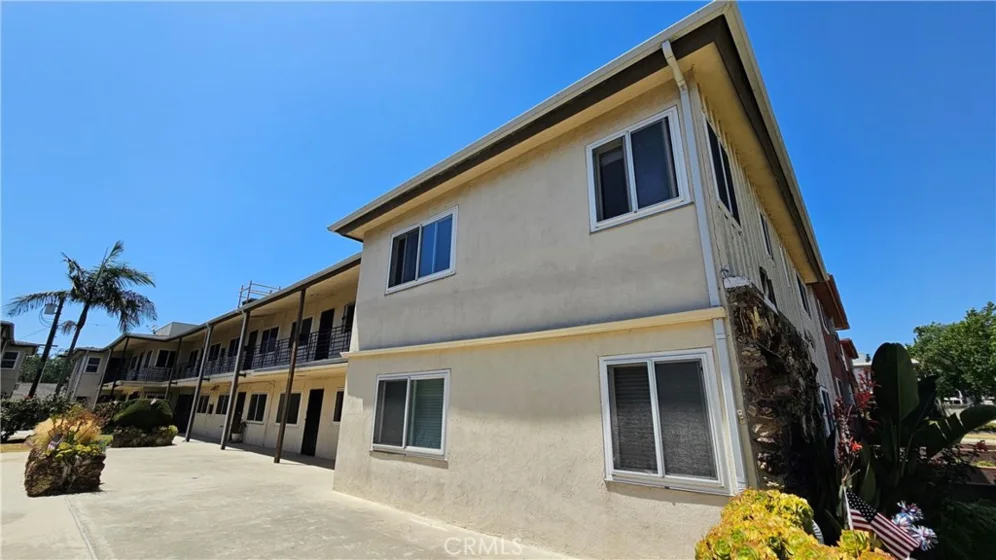721 Larch Street #2 photo 1