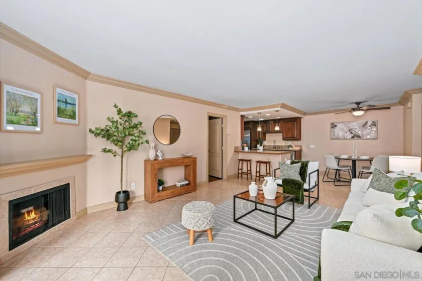 213 Woodland Parkway #210 photo 1