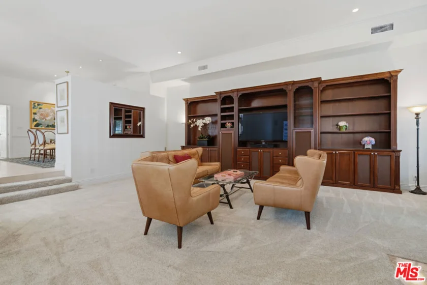 820 S Gretna Green Way #6 photo 14
