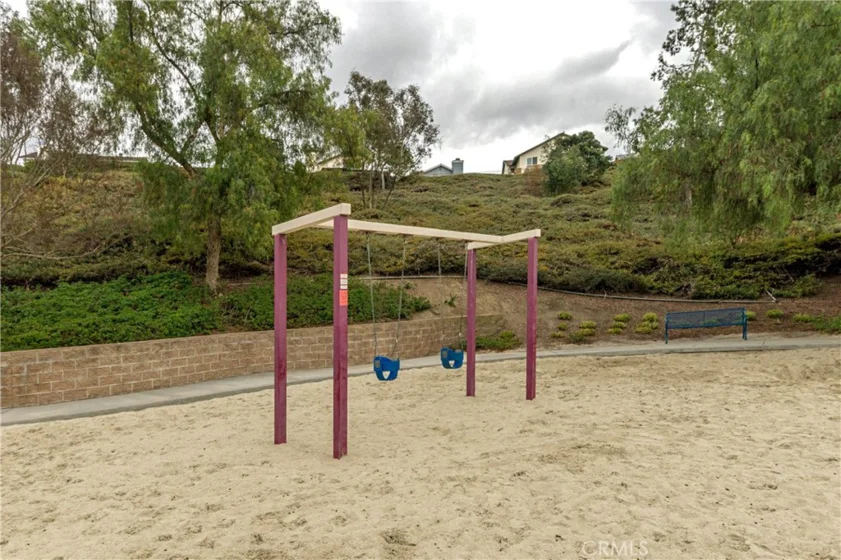 21605 Fernbrook photo 56