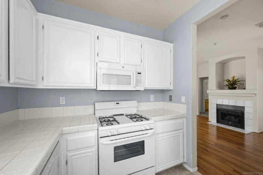 11454 Via Rancho San Diego #208 photo 17