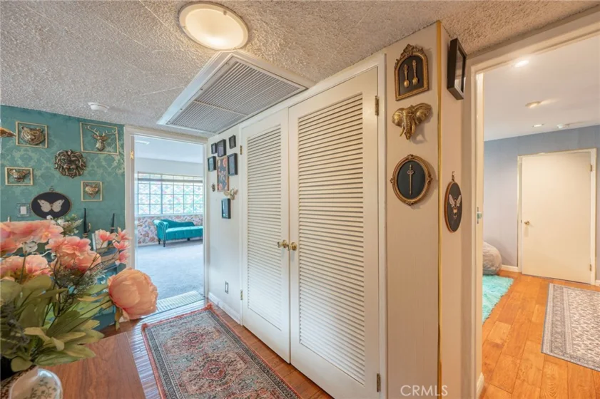 2260 N Cahuenga ##507 photo 22